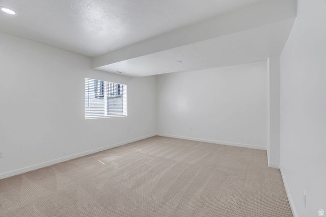 208 N BAY DR, Vineyard, UT 84059