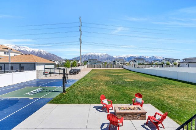 208 N BAY DR, Vineyard, UT 84059