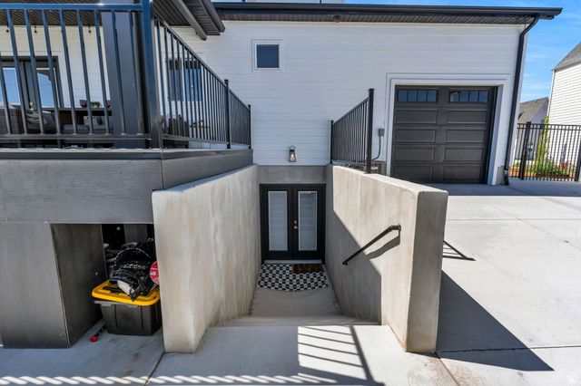 208 N BAY DR, Vineyard, UT 84059