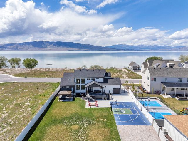 208 N BAY DR, Vineyard, UT 84059