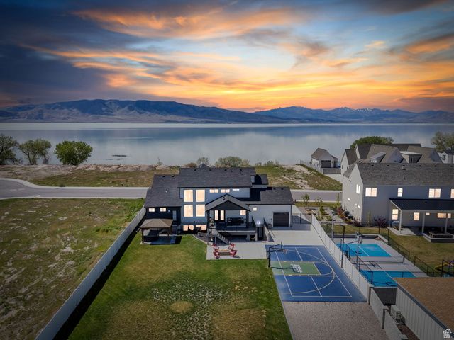 208 N BAY DR, Vineyard, UT 84059