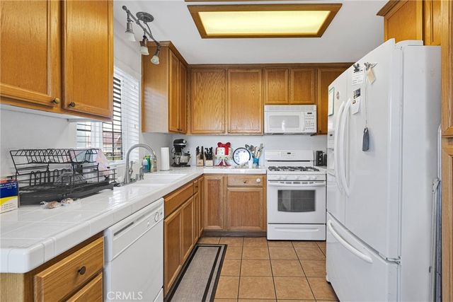 19031 Pamela Lane, Apple Valley, CA 92308