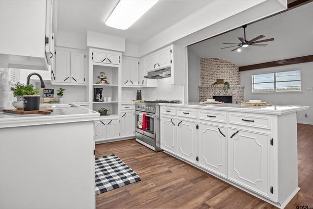 11556 E FM 1280, Lovelady, TX 75851