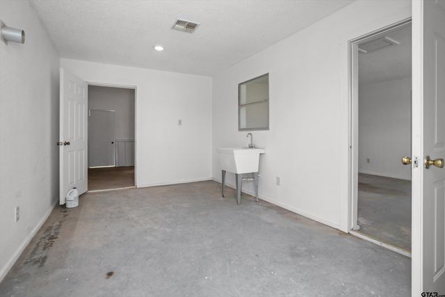 11556 E FM 1280, Lovelady, TX 75851