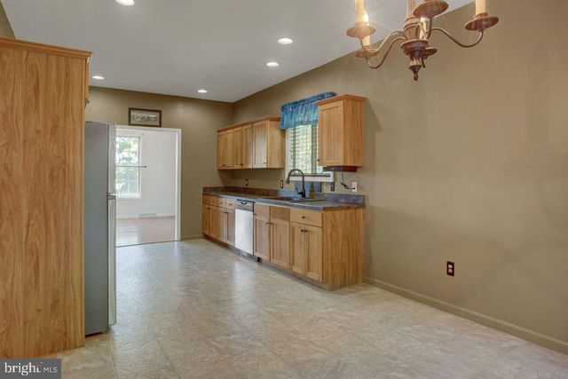 8333 BUCHANAN TRAIL W, Mercersburg, PA 17236