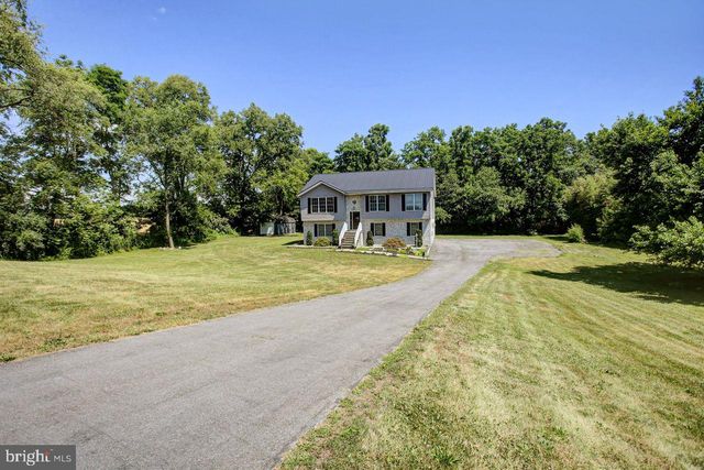 8333 BUCHANAN TRAIL W, Mercersburg, PA 17236