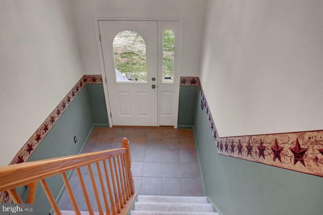8333 BUCHANAN TRAIL W, Mercersburg, PA 17236