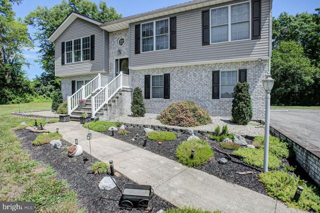 8333 BUCHANAN TRAIL W, Mercersburg, PA 17236