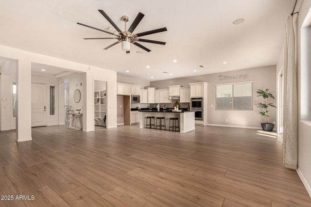 18213 W MONTEROSA Street, Goodyear, AZ 85395