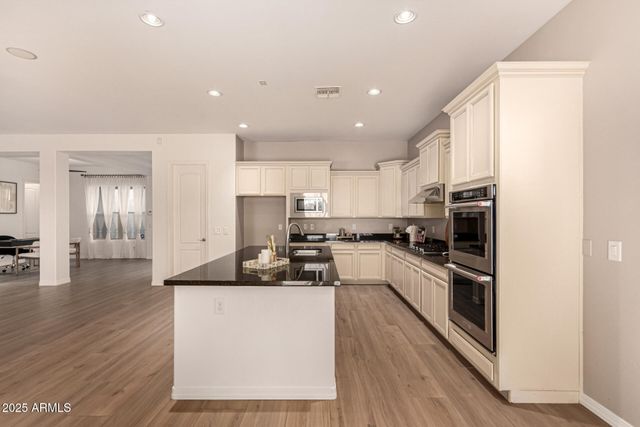 18213 W MONTEROSA Street, Goodyear, AZ 85395