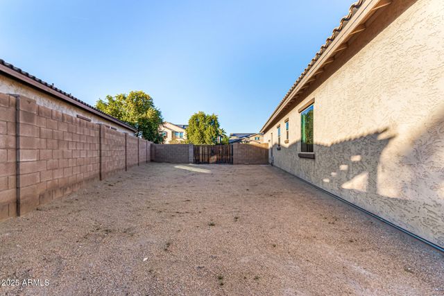 18213 W MONTEROSA Street, Goodyear, AZ 85395