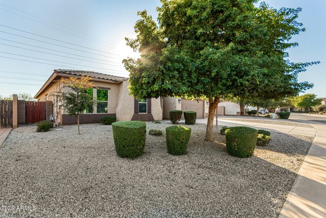 18213 W MONTEROSA Street, Goodyear, AZ 85395