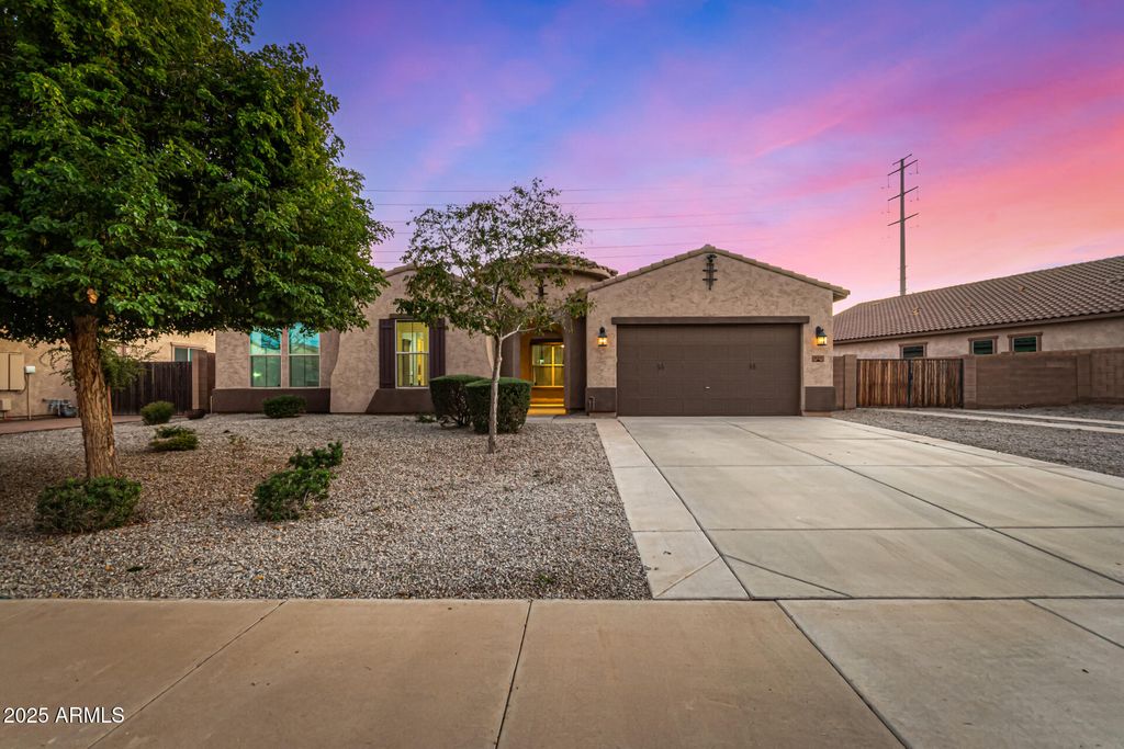 18213 W MONTEROSA Street, Goodyear, AZ 85395