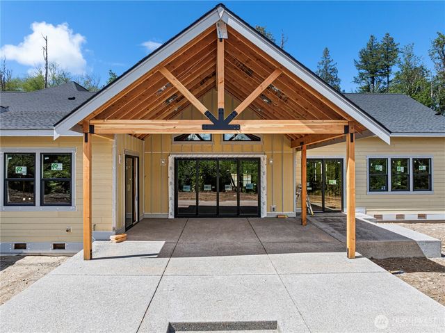 2126 160th Street NW, Gig Harbor, WA 98332
