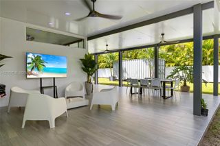 6140 SW 65th Avenue, South Miami, FL 33143