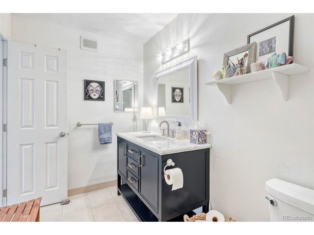 3322 S Ammons St 7-206, Lakewood, CO 80227