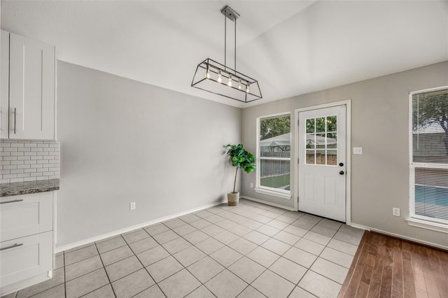 4319 S Summercrest LOOP, Round Rock, TX 78681