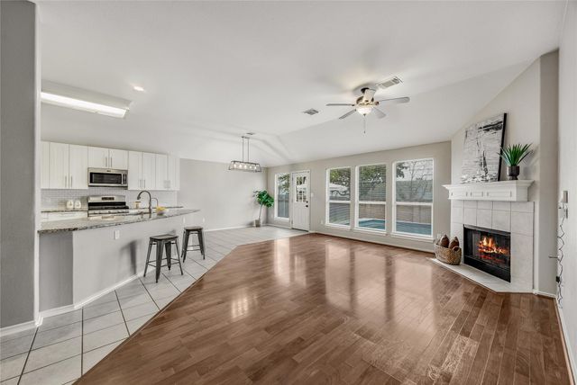 4319 S Summercrest LOOP, Round Rock, TX 78681