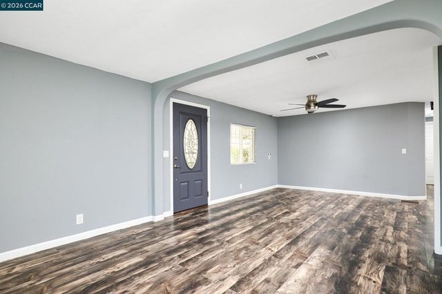 16711 16711 Marsh Creek Road, Clayton, CA 94517