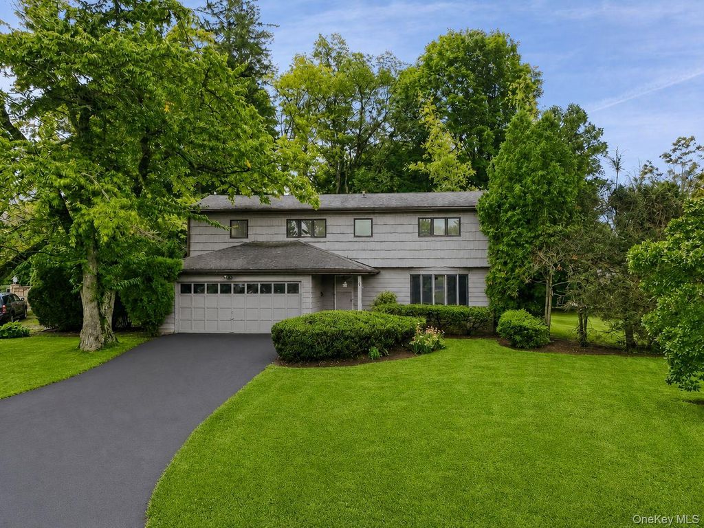 4 Greenhouse Circle, Rye Brook, NY 10573 — exterior