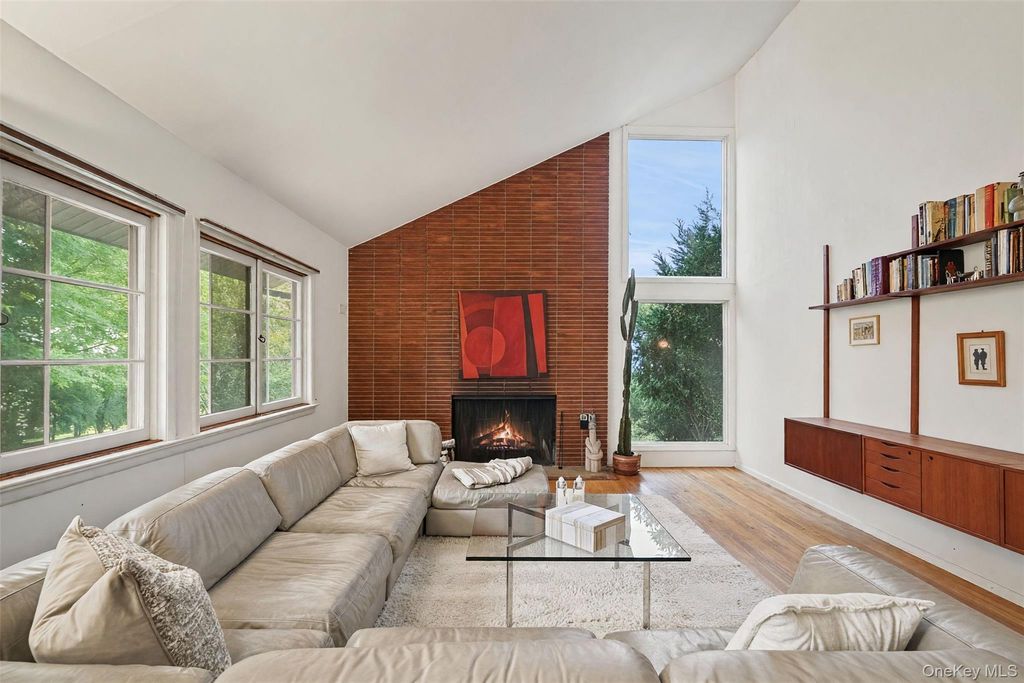 4 Greenhouse Circle, Rye Brook, NY 10573 — photo 3