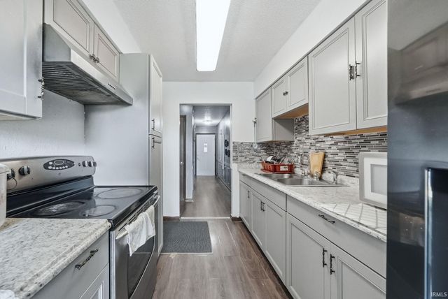 6806 Malvern Drive, Fort Wayne, IN 46816