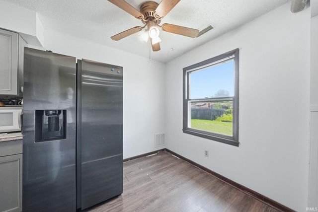 6806 Malvern Drive, Fort Wayne, IN 46816