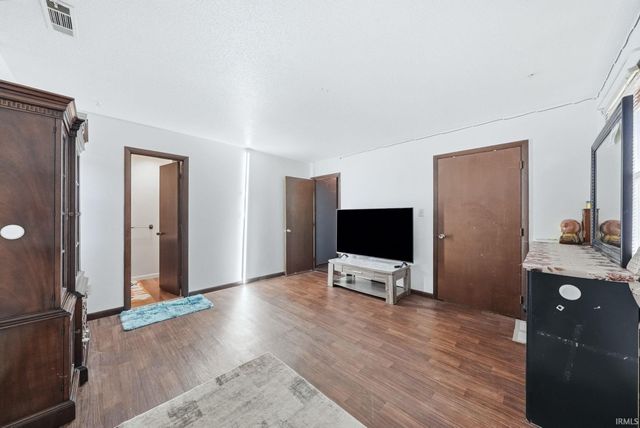 6806 Malvern Drive, Fort Wayne, IN 46816