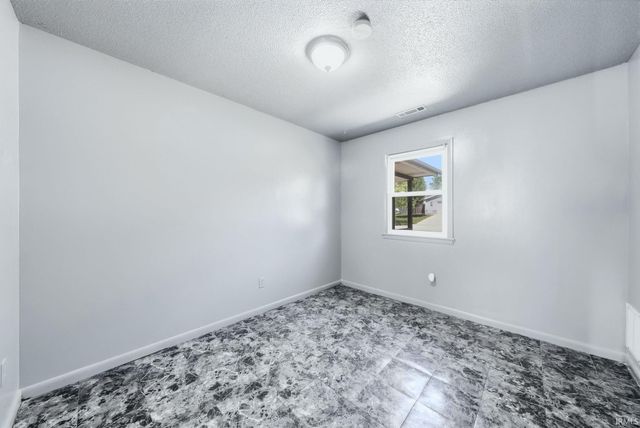 6806 Malvern Drive, Fort Wayne, IN 46816
