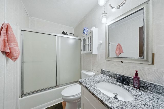 6806 Malvern Drive, Fort Wayne, IN 46816