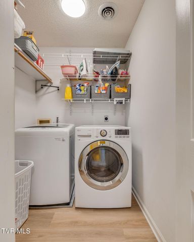 701 Dewberry Circle, Kingsport, TN 37663