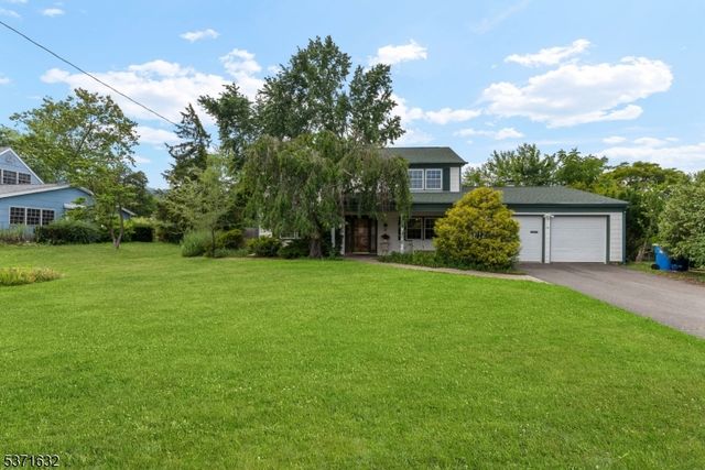 14 Landry Rd, Franklin Twp., NJ 08873