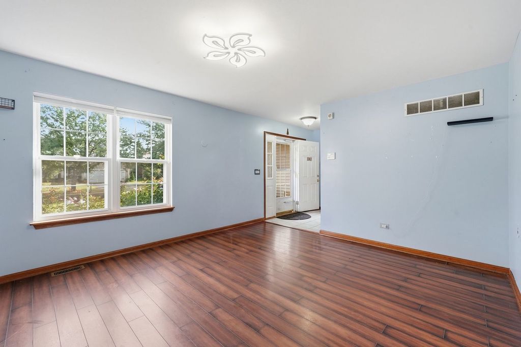 1565 Baytree Drive, Romeoville, IL 60446 — photo 4