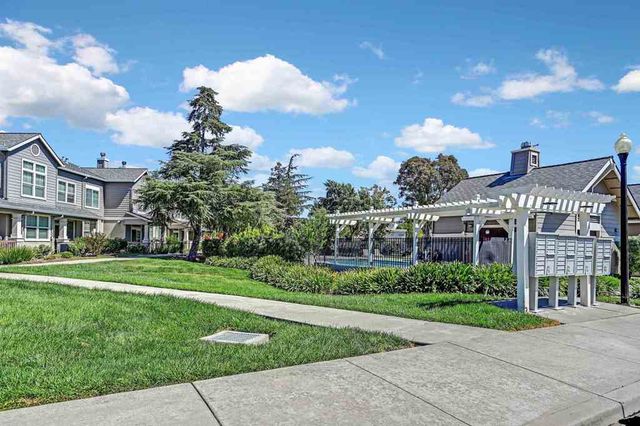 51 Bellington Cmn 8, Livermore, CA 94551