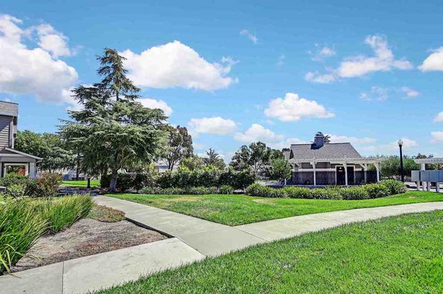 51 Bellington Cmn 8, Livermore, CA 94551