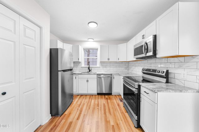 5404 Medieval Court, Knightdale, NC 27545