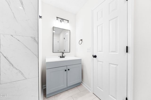 5404 Medieval Court, Knightdale, NC 27545
