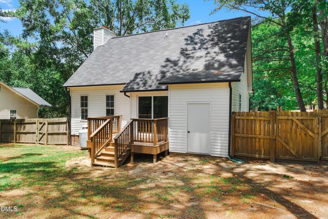5404 Medieval Court, Knightdale, NC 27545