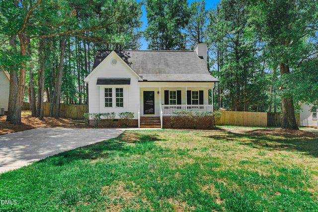 5404 Medieval Court, Knightdale, NC 27545