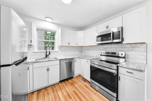 5404 Medieval Court, Knightdale, NC 27545
