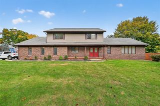 5456 Stoney Brook Road, Kalamazoo, MI 49009