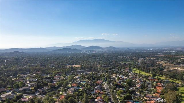 1260 Nicola Drive, Riverside, CA 92506