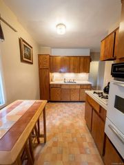 89-15 Parsons Blvd 4G, Jamaica, NY 11432