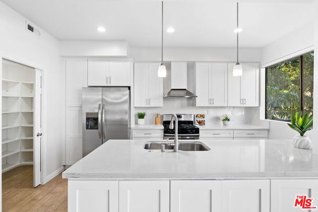 9000 Cynthia Street 208, West Hollywood, CA 90069