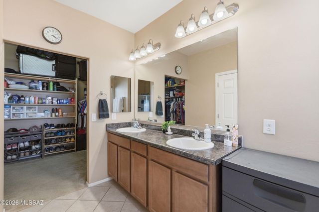 12348 E Calle Riobamba, Vail, AZ 85641