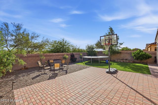 12348 E Calle Riobamba, Vail, AZ 85641