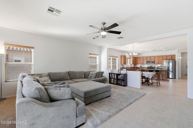 12348 E Calle Riobamba, Vail, AZ 85641
