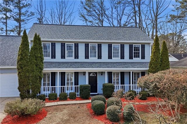 320 Sea Holly Circle, Roswell, GA 30076