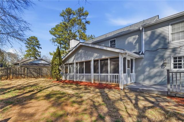 320 Sea Holly Circle, Roswell, GA 30076