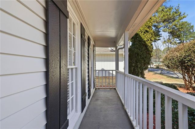 320 Sea Holly Circle, Roswell, GA 30076